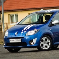 Mra��tka p�edn�ch sv�tlomet� Renault Twingo N -- od roku v�roby 09/2007-
