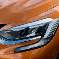 RDX Racedesign p�edn� mra��tka (ABS plast) Renault Captur II -- od roku v�roby 2020-
