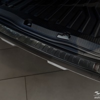 Kryt prahu zadních dveří nerez černý Renault Kangoo III 4dv. -- od roku výroby 2021- Kryt prahu zadních dveří nerez černý Renault Kangoo III 4dv. -- od roku výroby 2021-